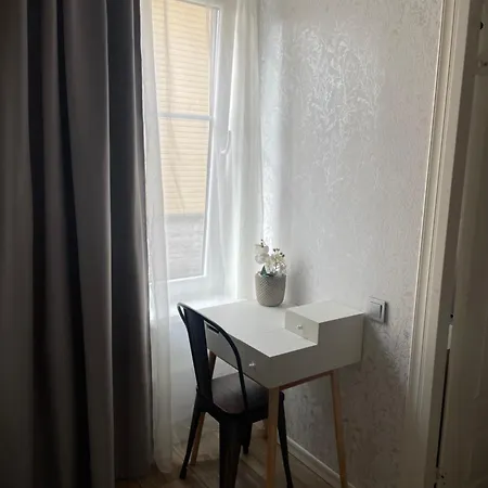 Cozy With Private Bedroom Lejlighed *