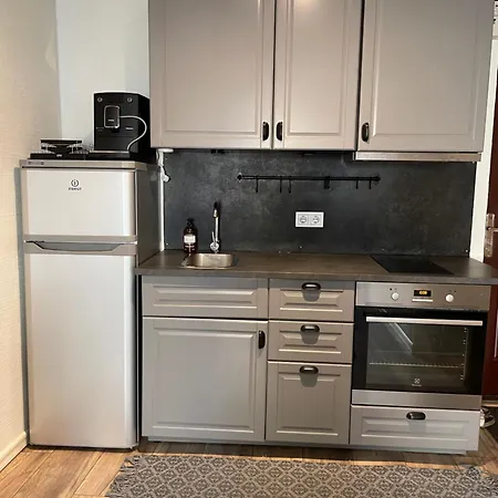 Cozy With Private Bedroom * Таллин